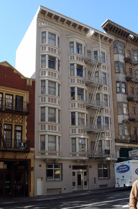 585 Geary St in San Francisco, CA - Foto de edificio