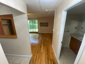 17 Healey St, Unit 102 in Cambridge, MA - Building Photo - Building Photo