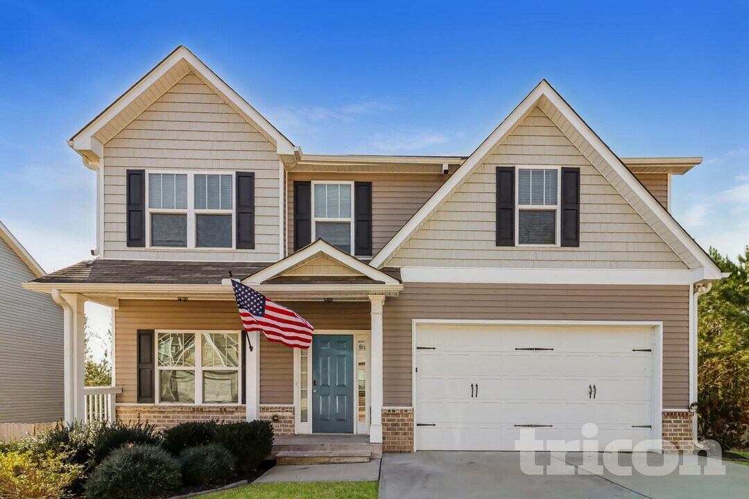 228 Fieldcrest Dr in Dallas, GA - Building Photo