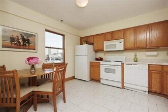 84 Bloomfield St, Unit 17 in Hoboken, NJ - Building Photo - Building Photo