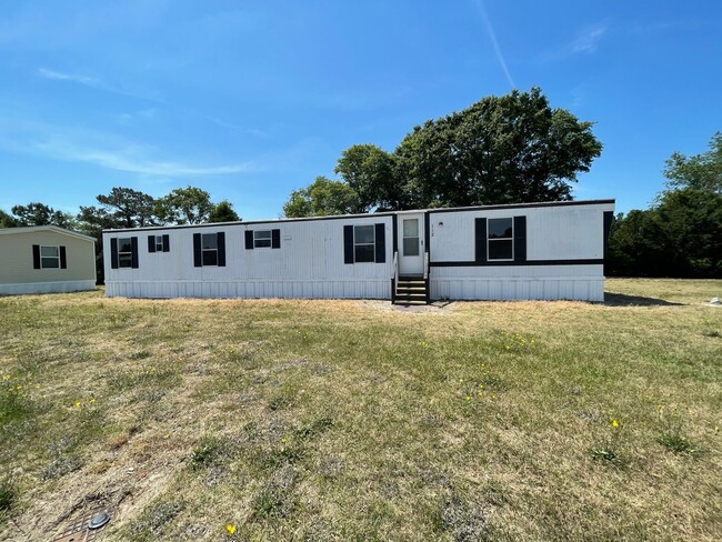 112 Ridgefield Dr in Dudley, NC - Building Photo - Building Photo