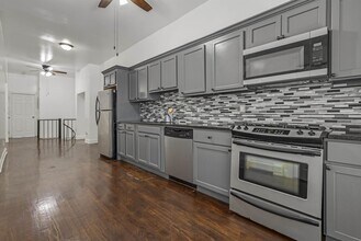 247 Ogden Ave. in Jersey City, NJ - Building Photo - Building Photo