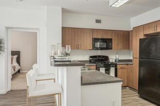 Carillon Apartment Homes in Woodland Hills, CA - Building Photo - Building Photo