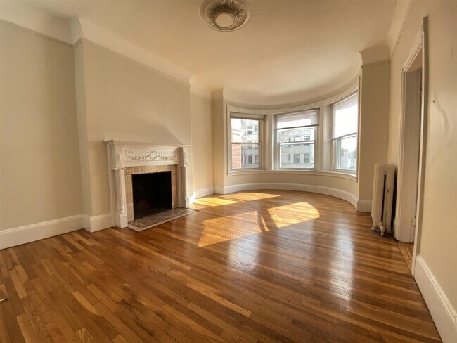863 Massachusetts Ave, Unit 56
