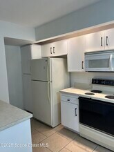 1233 Country Club Dr in Titusville, FL - Building Photo - Building Photo