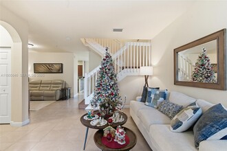 165 Emerald Creek Terrace in Davie, FL - Building Photo - Building Photo