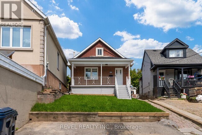 property at 24 Kenora Crescent