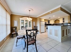 306 Wellington L in West Palm Beach, FL - Building Photo - Building Photo