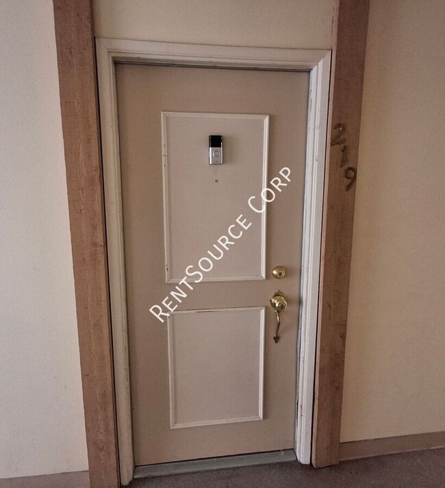 23515 Lyons Ave in Valencia, CA - Building Photo - Building Photo