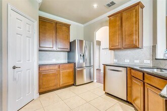3400 Elm Grove Dr in Fort Worth, TX - Building Photo - Building Photo
