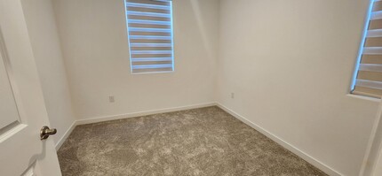 8170 Champart Cir in Elk Grove, CA - Building Photo - Building Photo