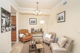 9731 Acqua Ct, Unit 533 in Naples, FL - Building Photo - Building Photo