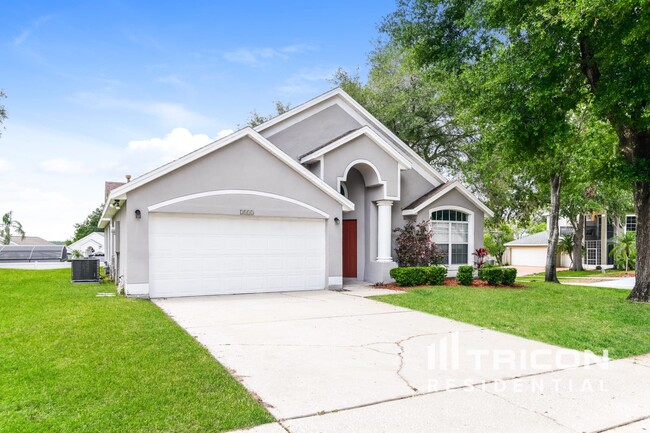 property at 2512 Meadow Oaks Loop