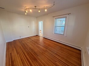 10 Short St in Manchester, CT - Building Photo - Building Photo