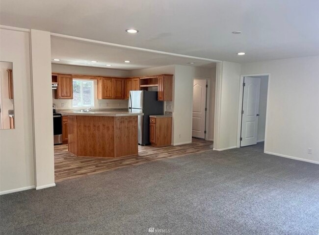 9618 Mariner Dr NW in Olympia, WA - Building Photo - Building Photo