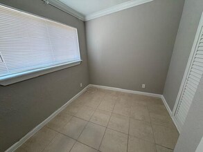 5580 Honeysuckle Dr in West Palm Beach, FL - Foto de edificio - Building Photo