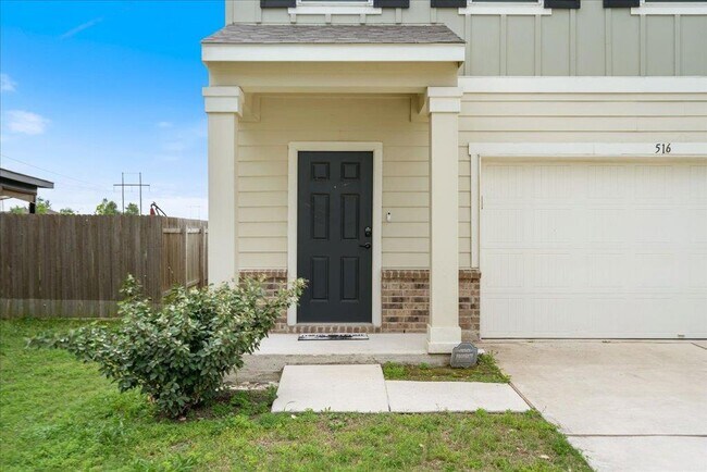 516 Peony Ct in Jarrell, TX - Building Photo - Building Photo