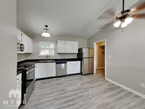 447 Ashby Dr in Greenfield, IN - Building Photo - Building Photo