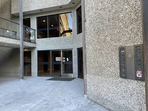 8451 Westminster Hwy in Richmond, BC - Building Photo - Building Photo