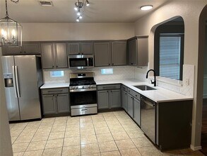 2109 Rockland Dr in Austin, TX - Building Photo - Building Photo