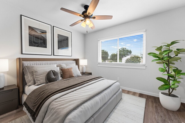 32 Bellevue Dr in Collinsville, IL - Building Photo - Building Photo