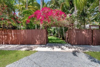 2936 SW 30th Ct in Miami, FL - Building Photo - Building Photo