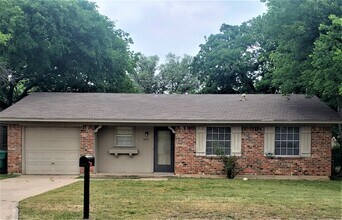 629 Apollo Dr in Denton, TX - Building Photo - Building Photo