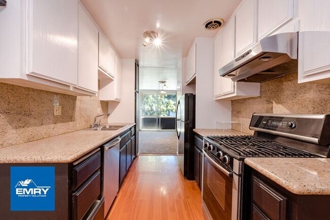 property at 6405 Green Valley Cir