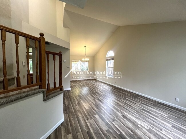 8256 Benjamin Dr in Antelope, CA - Building Photo - Building Photo