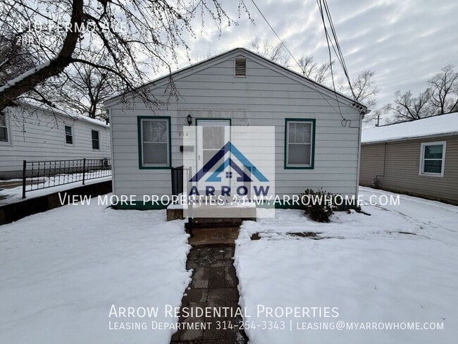 110 Fermo Ave in Ferguson, MO - Building Photo - Building Photo