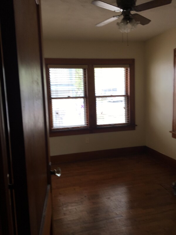 913 W South St in Kalamazoo, MI - Building Photo - Building Photo