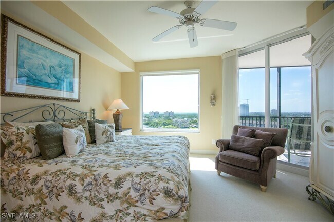 property at 430 Cove Tower Dr