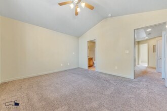 2042 Evans Cove Loop in Layton, UT - Building Photo - Building Photo