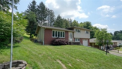 1920 Clairmont Dr in Cambridge, OH - Building Photo - Building Photo