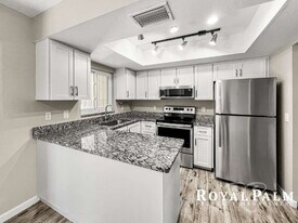 18660 Miami Blvd in Ft. Myers, FL - Building Photo