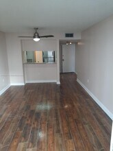 800 N Miami Ave, Unit 1001 in Miami, FL - Building Photo - Building Photo