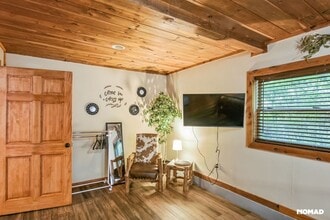 285 Bench Leg Rd in Mineral Bluff, GA - Building Photo - Building Photo