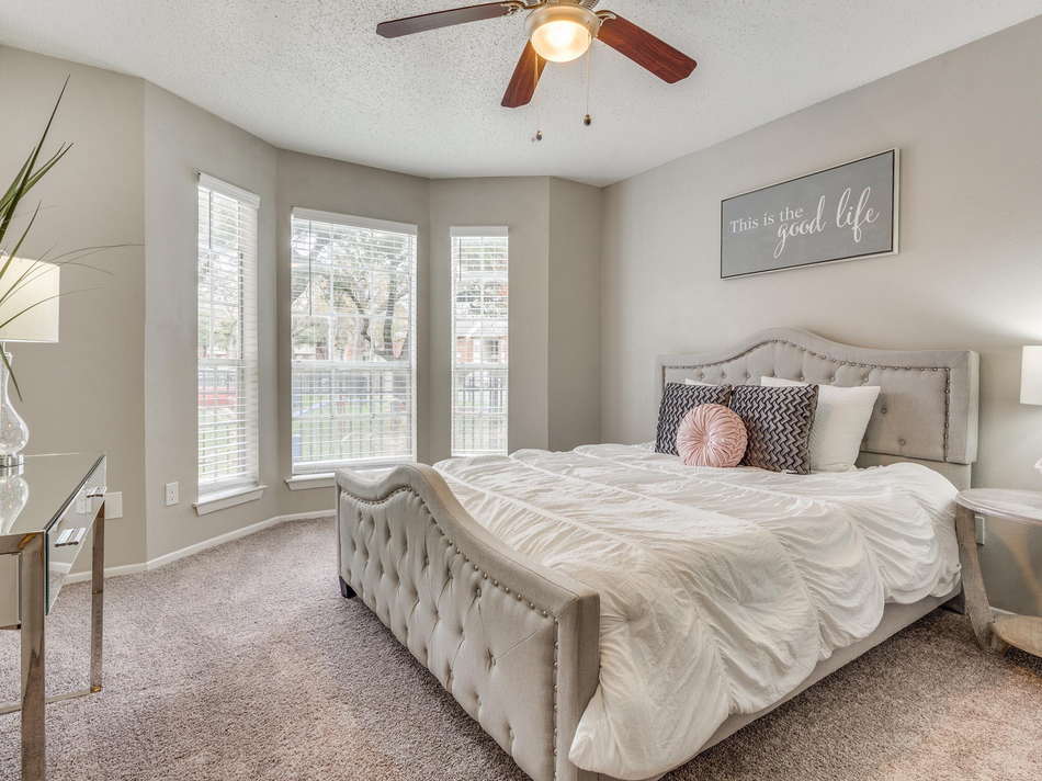 12136 Jollyville Rd in Austin, TX - Building Photo