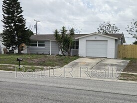 4836 Flora Ave in Holiday, FL - Building Photo