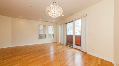 1449 W Fullerton Ave in Chicago, IL - Building Photo - Building Photo