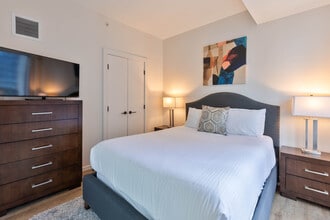 131 Seaport Blvd in Boston, MA - Building Photo - Building Photo