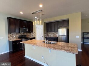 537 Prizer Ct in Downingtown, PA - Building Photo - Building Photo