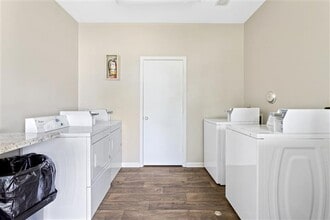 East Haven Apartments in Raleigh, NC - Foto de edificio - Building Photo