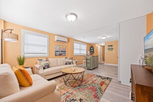 224 E Grant Ave in Cocoa Beach, FL - Building Photo