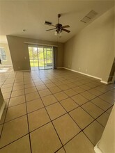 11005 Laurel Brook Ct in Riverview, FL - Building Photo - Building Photo