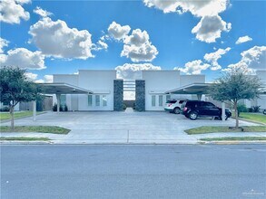 23 Summerland Ln in Edinburg, TX - Building Photo - Building Photo
