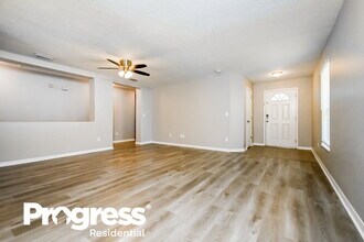 7105 Early Gold Ln in Riverview, FL - Building Photo - Building Photo
