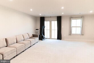 6036 Goshawk St in New Market, MD - Building Photo - Building Photo