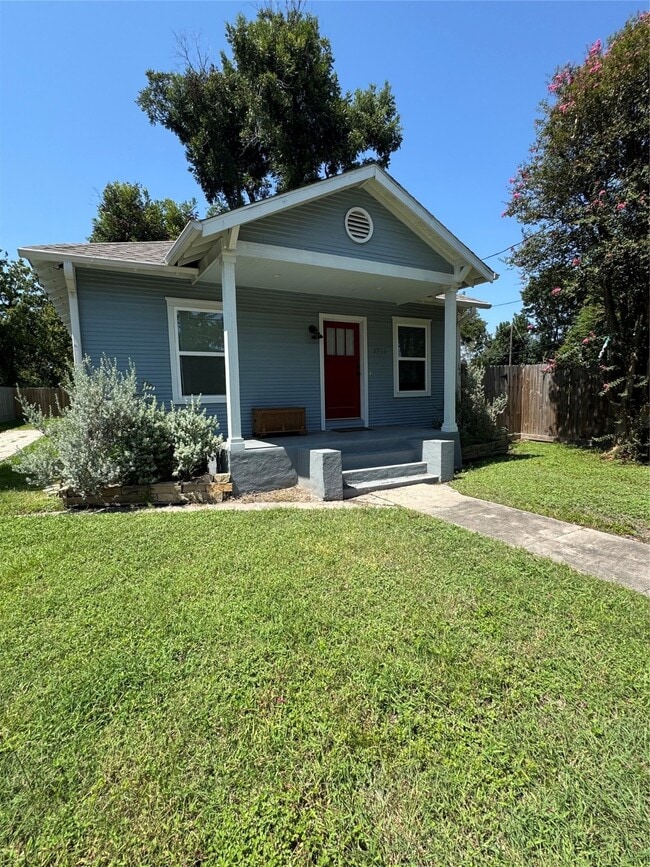 2715 Cochran St in Houston, TX - Building Photo - Building Photo