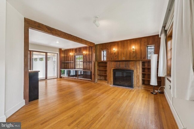 1610 N Greenbrier St in Arlington, VA - Building Photo - Building Photo